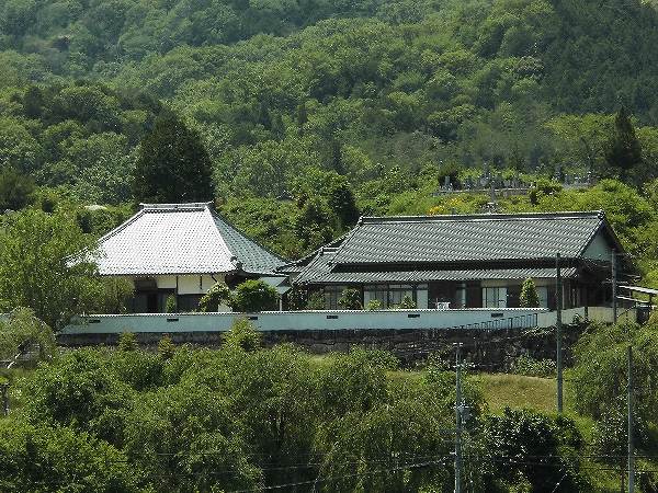 金剛寺様本堂の屋根葺き替え工事完了